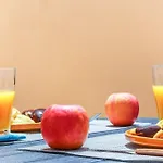 Portucale ! Bright Campo Ourique W/ Terrace Апартаменты