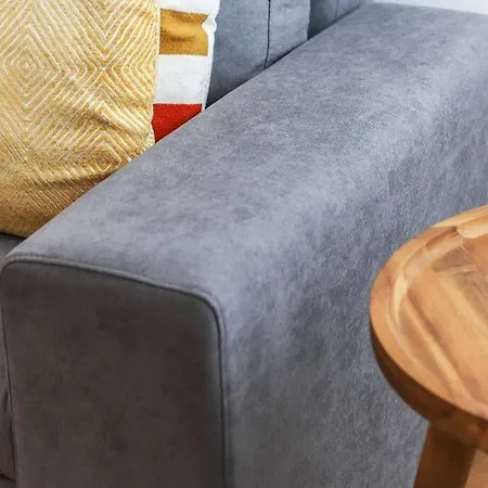 Portucale ! Bright Campo Ourique W/ Terrace *